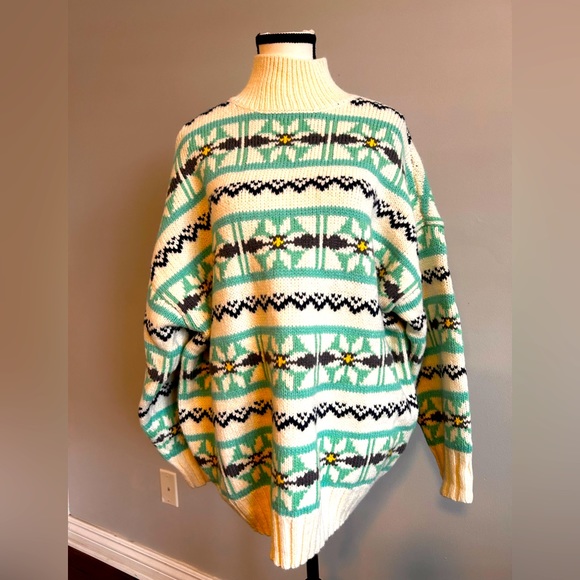 NWT AE Oversized Fairisle Mock Neck Women's Sweater Size Medium - Picture 3 of 13